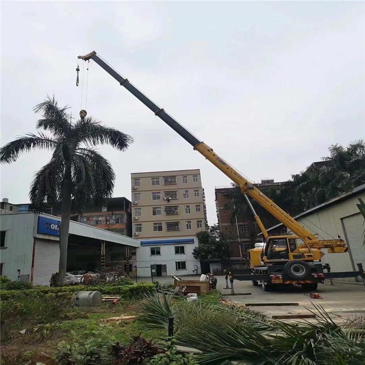 宜宾12吨吊车出租一天的收费标准是什么