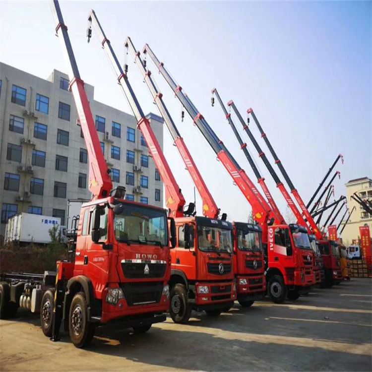 宜宾租专业吊车电话