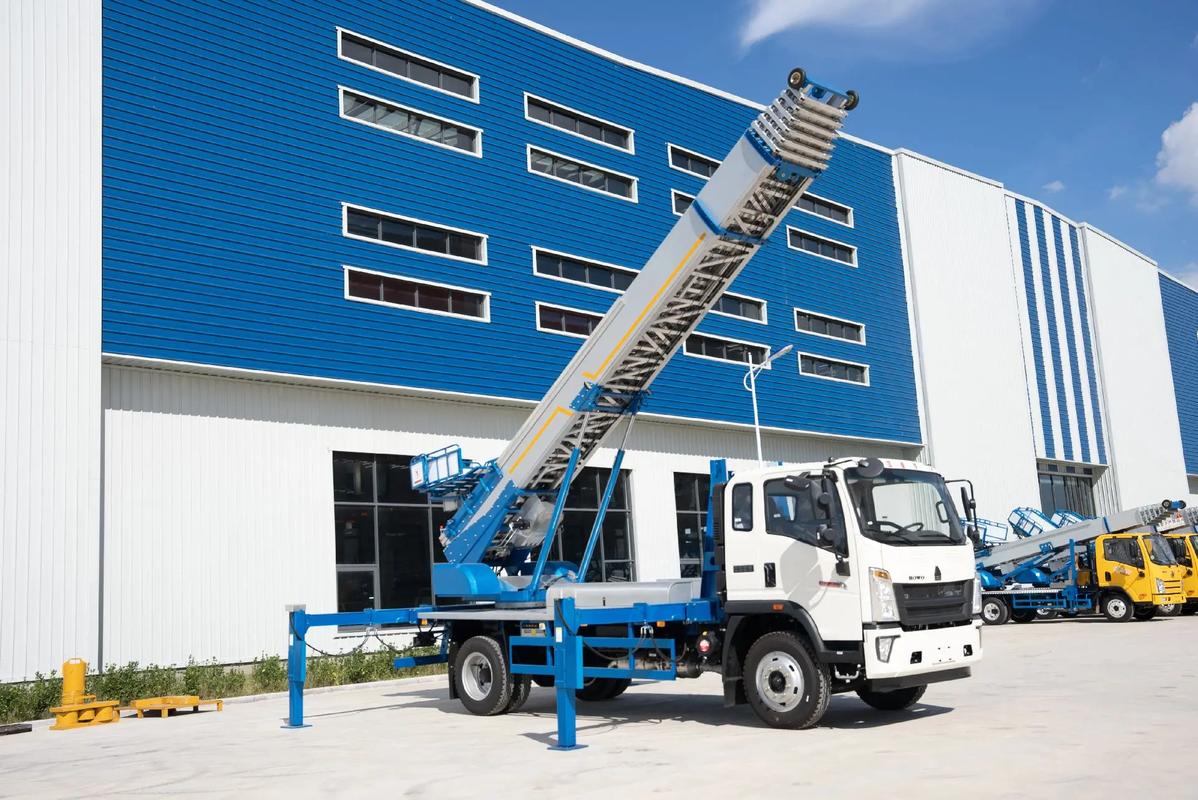 宜宾小型云梯车上料车租赁多少钱