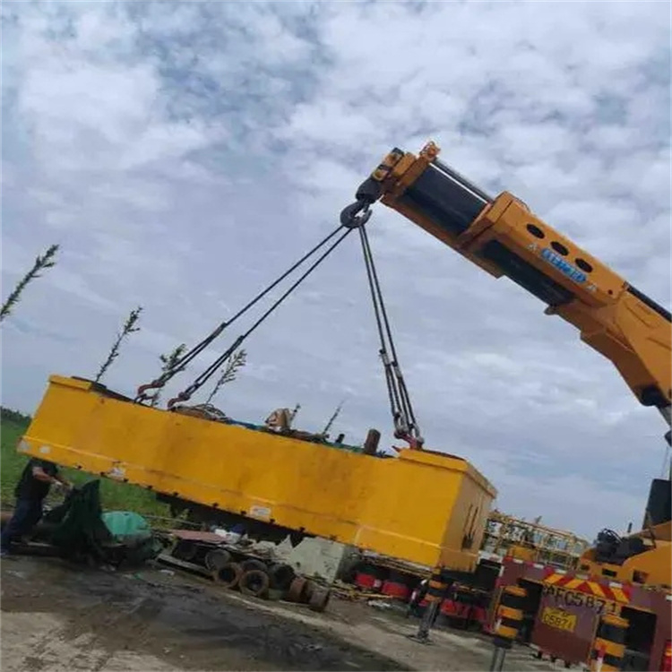 宜宾随车吊吊集装箱怎么吊